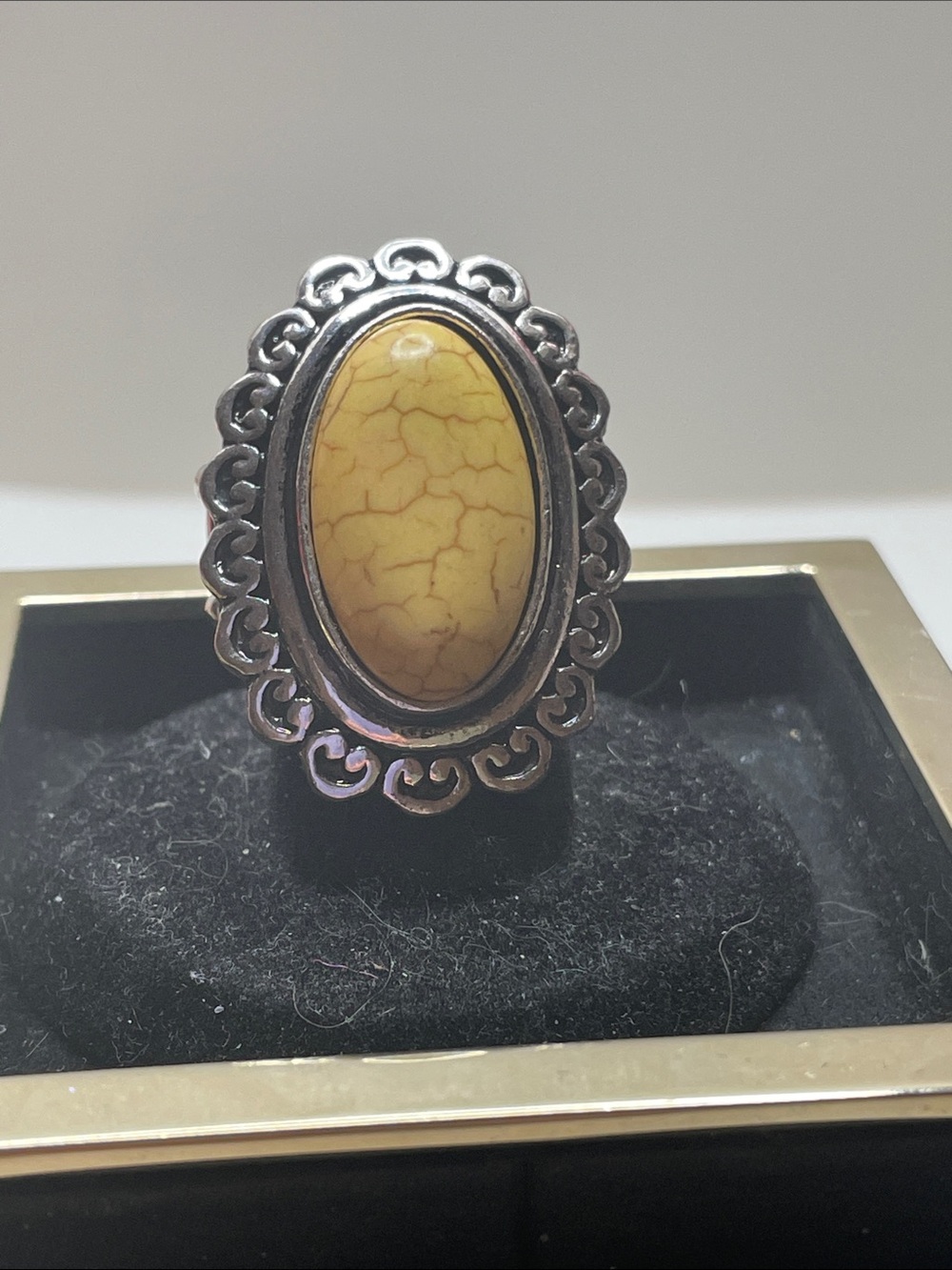 paparazzi Silver Filigree Ring with Yellow Oval Bead